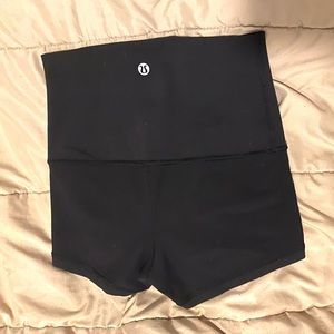 Lululemon Align shorts - black